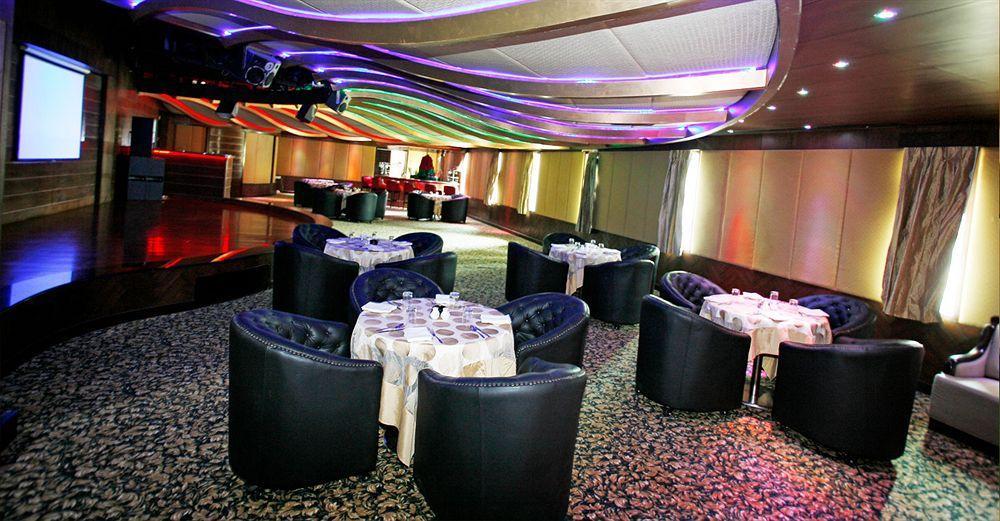 Hotel Oh Biz Premier At Leonia Hajdarábád Exteriér fotografie
